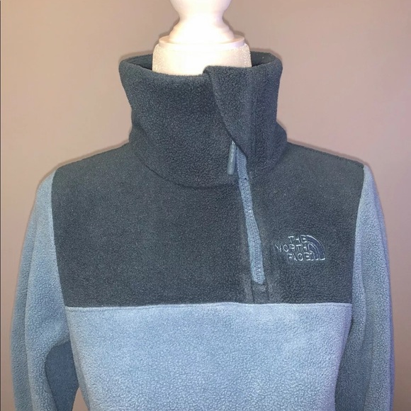 The North Face Blue Fleece Sweatshirt Size XS - Picture 3 of 5
